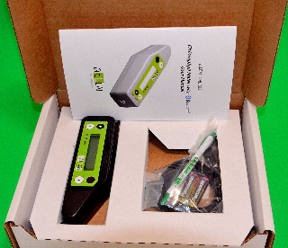 Content of the box: atLEAF CHL BLUE chlorophyll meter, USB cable, batteries,  user manual